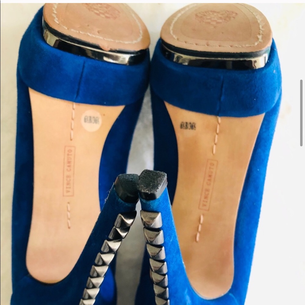 💙VINCE CAMUTO BLUE SUEDE ROCK STUD HEELS 6.5M - Picture 15 of 15